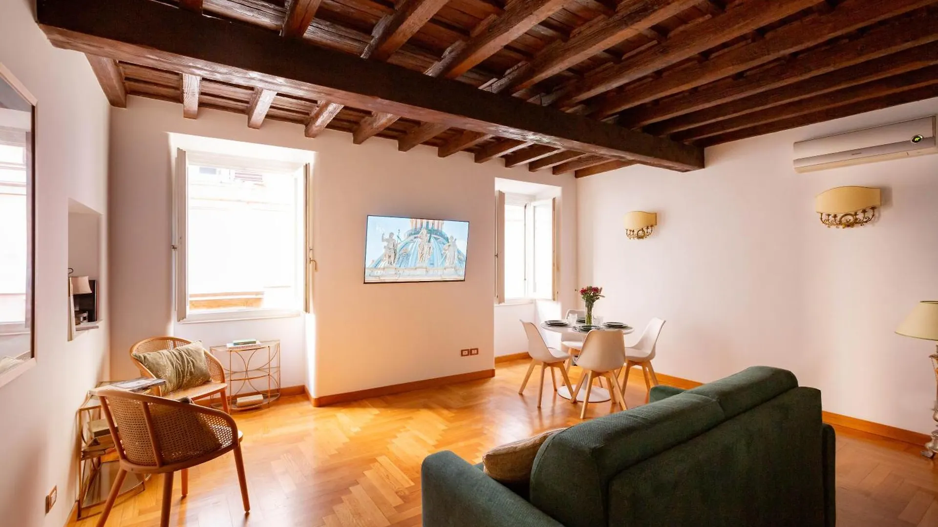 Pantheon Luxury House - Zeno 28 Daire Roma 0*,  İtalya